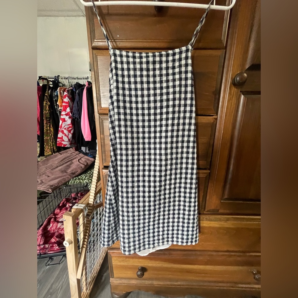 American Eagle Outfitters Black and White Checkered Midi Skirt